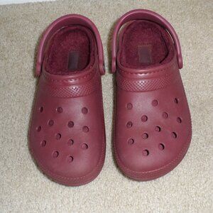 Crocs Classic Lined Clogs W8 / M6 – Burgundy  Fleece  Slip-On Shoes